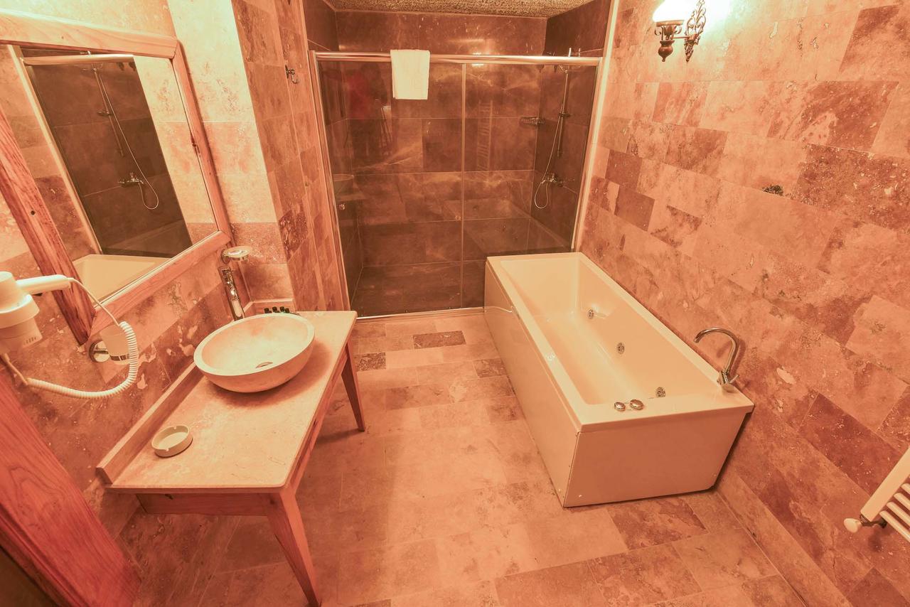 Mosaic Cave Hotel Goreme Bagian luar foto